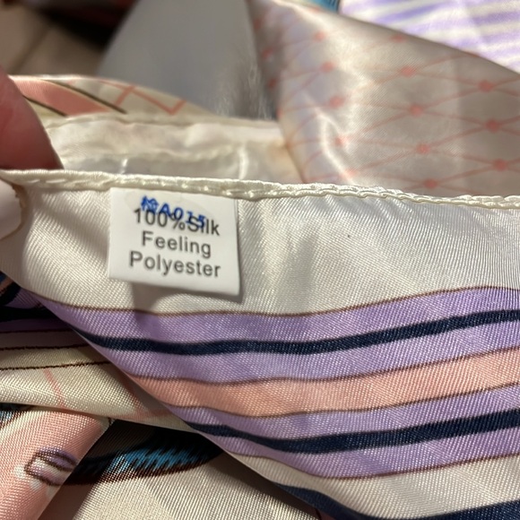 Western Style Horses Silk feel Scarf - Picture 10 of 10